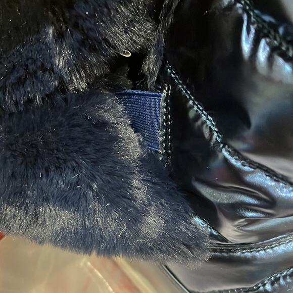 Tony Little Cheeks Fit Body Cushioned Gel Insole Puffer Boots Women’s 12 Navy - Picture 5 of 12